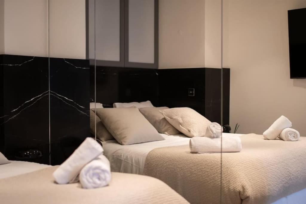 Appartement De Luxe Avenue Montaigne Paris Exterior foto