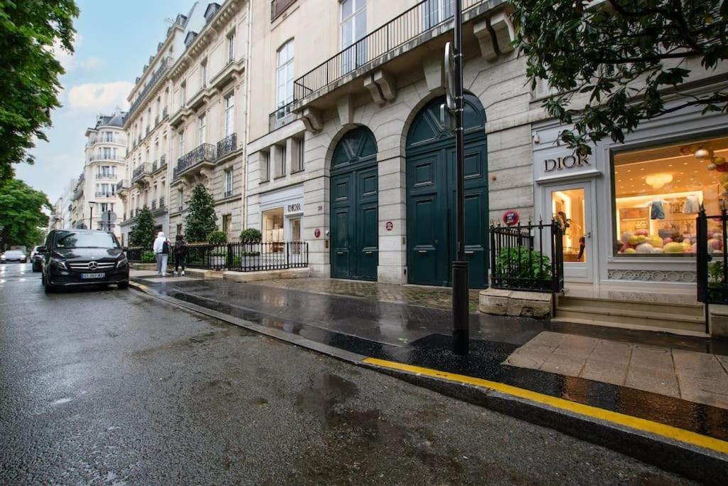Appartement De Luxe Avenue Montaigne Paris Exterior foto