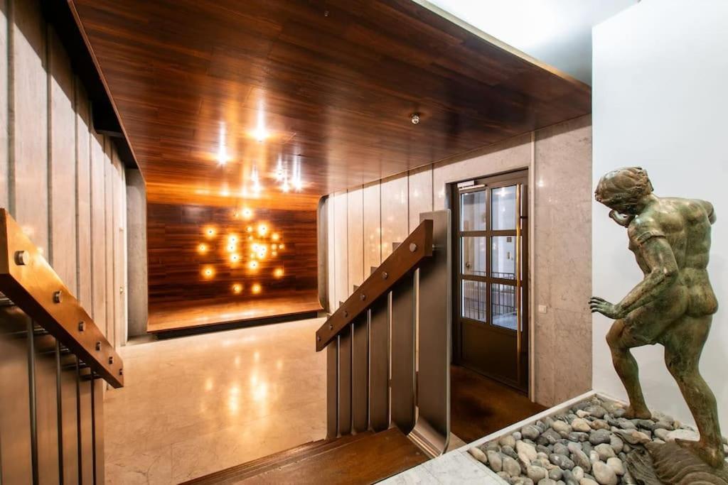 Appartement De Luxe Avenue Montaigne Paris Exterior foto